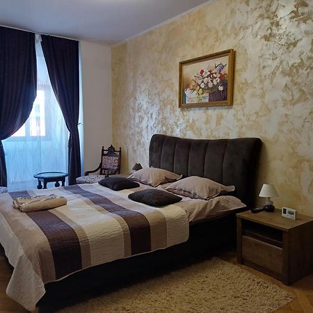 Republicii Apartment Brašov Exteriér fotografie